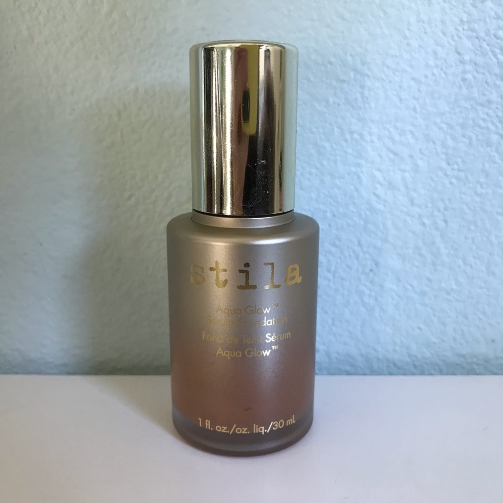 Stila Aqua Glow Serum Foundation